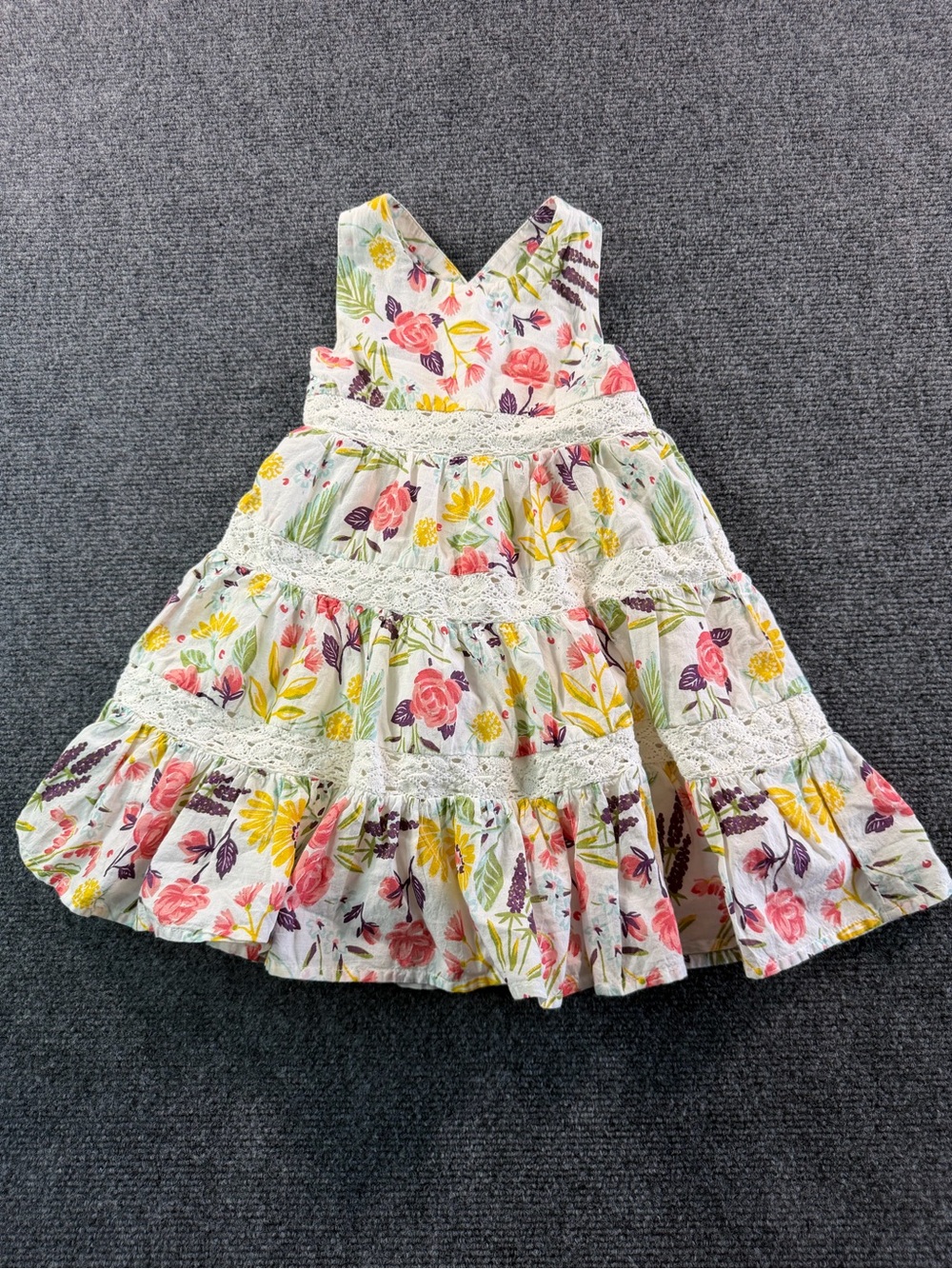 Artisan Ny toddler sundress white floral print with colorful flowers and lace 2T